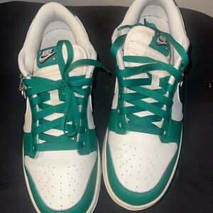 Men Green Dunks